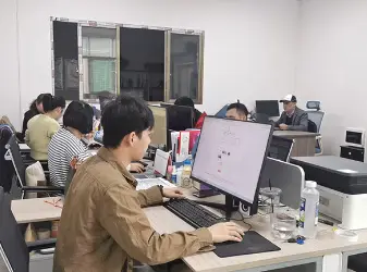 DERUI company activity documenting employee collaboration