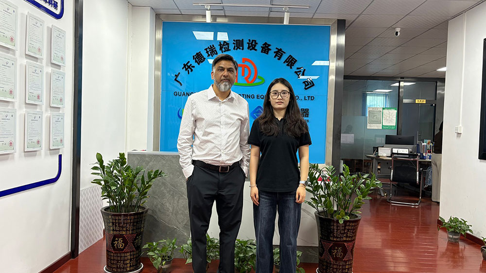 Factory Audit Record, Bangladeshi Customers Visited the Workshop of Derui Testing Equipment
